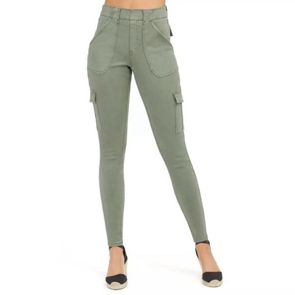 SPANX Women’s Size Medium Green Utility Cargo Ankle Length Stretch Twill Pants - Picture 6 of 6